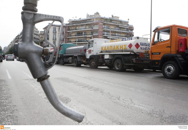 Να δουν τους πολιτικούς αρχηγούς θέλουν οι πρατηριούχοι | Newsit.gr Να δουν τους πολιτικούς αρχηγούς θέλουν οι πρατηριούχοι | Newsit.gr
