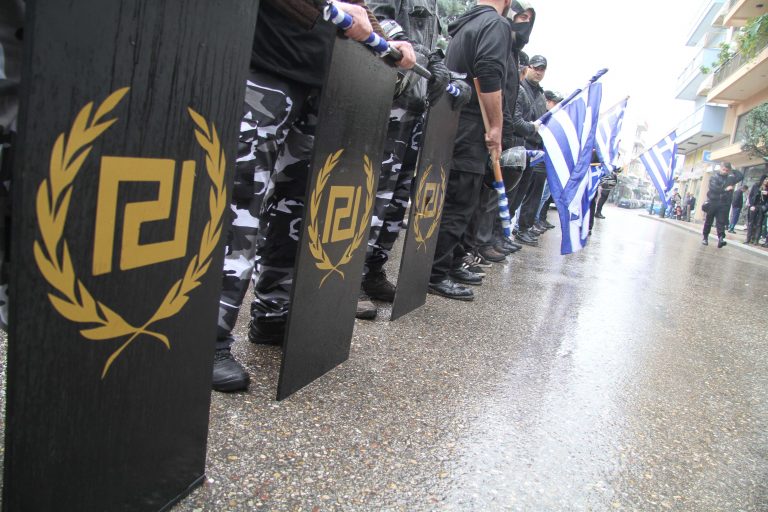 Μυτιλήνη:Γιατροί του ΕΣΥ εναντίον Χρυσής Αυγής-»Νοσταλγοί του Χίτλερ προωθείτε ρατσιστικό δηλητήριο»! | Newsit.gr Μυτιλήνη:Γιατροί του ΕΣΥ εναντίον Χρυσής Αυγής-»Νοσταλγοί του Χίτλερ προωθείτε ρατσιστικό δηλητήριο»! | Newsit.gr