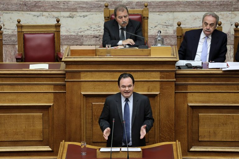 Παπακωνσταντίνου: Έχω πολιτικές αλλά όχι ποινικές ευθύνες – Δεν αλλοίωσα εγώ την λίστα – Θα ήταν βλακώδες | Newsit.gr Παπακωνσταντίνου: Έχω πολιτικές αλλά όχι ποινικές ευθύνες – Δεν αλλοίωσα εγώ την λίστα – Θα ήταν βλακώδες | Newsit.gr