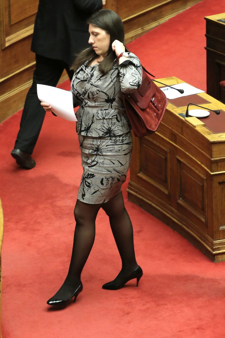 Κωνσταντοπούλου: Επεισόδιο στην Ολομέλεια! | Newsit.gr Κωνσταντοπούλου: Επεισόδιο στην Ολομέλεια! | Newsit.gr