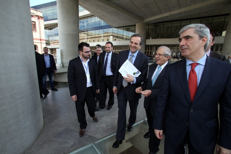 Σαμαράς για φήμες αναβολής με την τρόικα: «Εδώ βουτούσαν και κάναν την παπάρα!» | Newsit.gr Σαμαράς για φήμες αναβολής με την τρόικα: «Εδώ βουτούσαν και κάναν την παπάρα!» | Newsit.gr