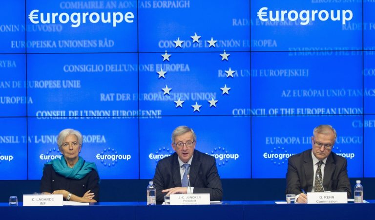 Ευρωπαίος αξιωματούχος: Δεν υπάρχει plan B αν αποτύχει το σχέδιο επαναγοράς των ομολόγων | Newsit.gr Ευρωπαίος αξιωματούχος: Δεν υπάρχει plan B αν αποτύχει το σχέδιο επαναγοράς των ομολόγων | Newsit.gr