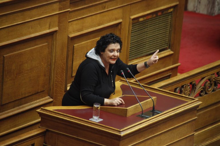Κανέλλη: Ξέρω ποιός άνοιξε το σπίτι μου | Newsit.gr Κανέλλη: Ξέρω ποιός άνοιξε το σπίτι μου | Newsit.gr