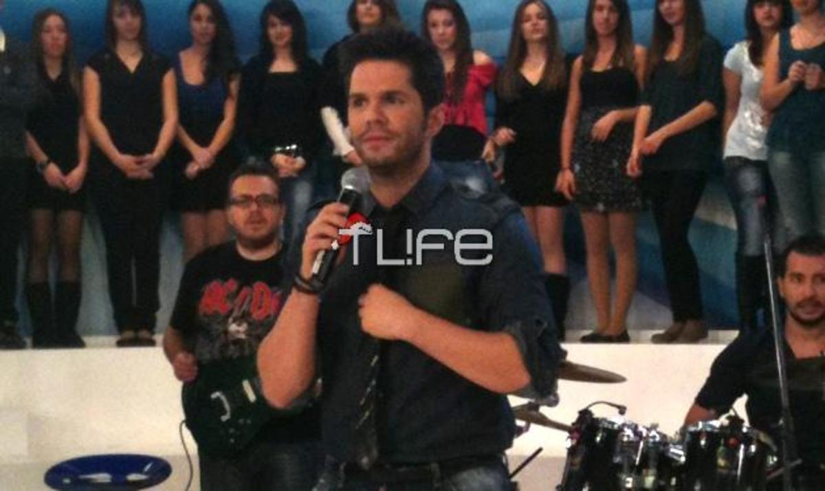 Γ. Τσαλίκης: Κάνει πάλι… χαμό στην εκπομπή της Τατιάνας! Backstage φωτογραφίες | Newsit.gr Γ. Τσαλίκης: Κάνει πάλι… χαμό στην εκπομπή της Τατιάνας! Backstage φωτογραφίες | Newsit.gr
