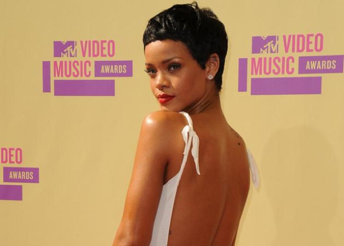 MTV VMA 2012: Όλες οι εμφανίσεις από το κόκκινο χαλί!Ψήφισε την πιο καλοντυμένη! | Newsit.gr MTV VMA 2012: Όλες οι εμφανίσεις από το κόκκινο χαλί!Ψήφισε την πιο καλοντυμένη! | Newsit.gr