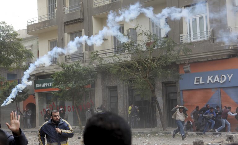 Βάφτηκε με αίμα η πλατεία Ταχρίρ – ΦΩΤΟ και ΒΙΝΤΕΟ | Newsit.gr Βάφτηκε με αίμα η πλατεία Ταχρίρ – ΦΩΤΟ και ΒΙΝΤΕΟ | Newsit.gr
