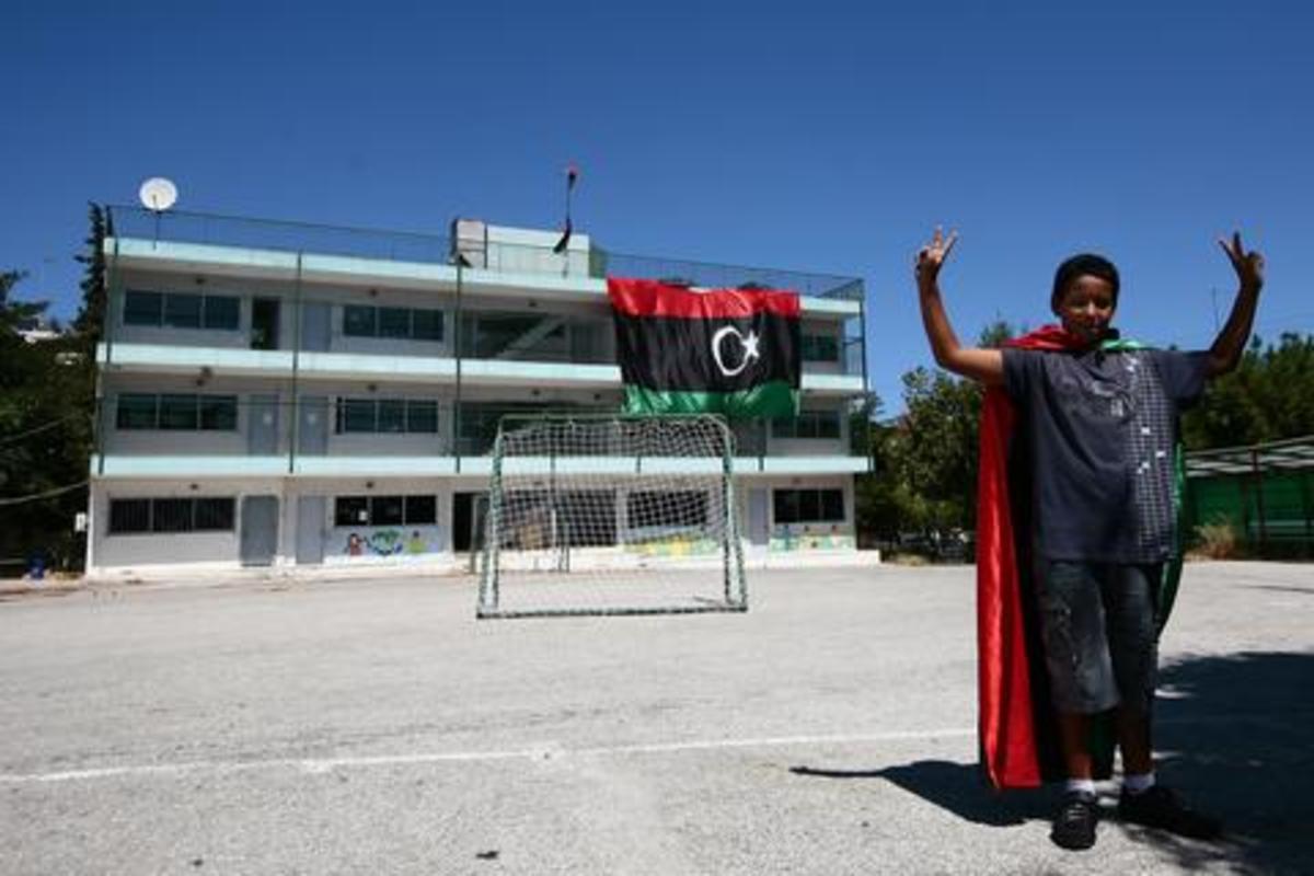 Κράτησαν όμηρο όλη τη νύχτα διπλωματικό υπάλληλο της Λιβύης | Newsit.gr Κράτησαν όμηρο όλη τη νύχτα διπλωματικό υπάλληλο της Λιβύης | Newsit.gr