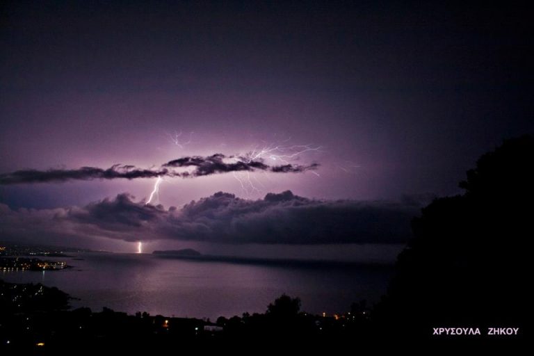 Χανιά:Όταν οι καταιγίδες γίνονται τέχνη-Δείτε τις μαγικές φωτογραφίες! | Newsit.gr Χανιά:Όταν οι καταιγίδες γίνονται τέχνη-Δείτε τις μαγικές φωτογραφίες! | Newsit.gr