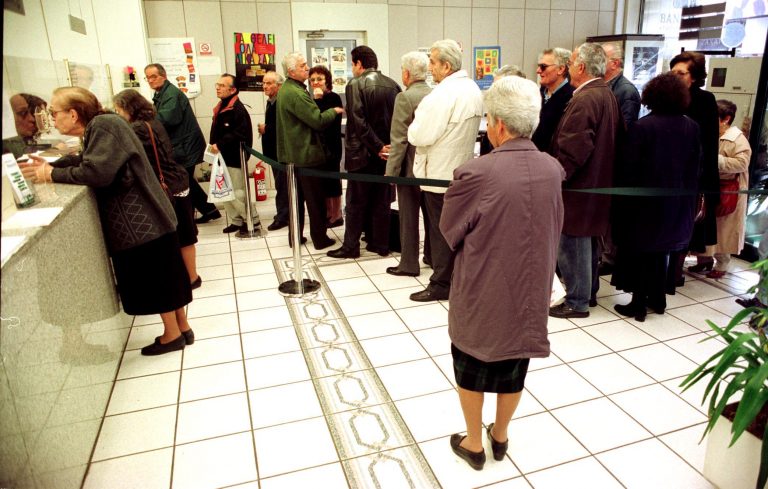 Αλλάζουν πάλι οι ημερομηνίες καταβολής των συντάξεων! | Newsit.gr Αλλάζουν πάλι οι ημερομηνίες καταβολής των συντάξεων! | Newsit.gr