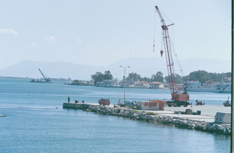 Πρέβεζα: »Βουτιά» θανάτου στο λιμάνι – Ακόμα μία αυτοκτονία! | Newsit.gr Πρέβεζα: »Βουτιά» θανάτου στο λιμάνι – Ακόμα μία αυτοκτονία! | Newsit.gr