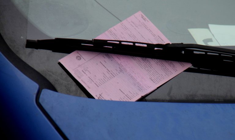 Θεσσαλονίκη: Πήγε να σβήσει κλήση και έμπλεξε – Οι διαπιστώσεις και η σύλληψή του! | Newsit.gr Θεσσαλονίκη: Πήγε να σβήσει κλήση και έμπλεξε – Οι διαπιστώσεις και η σύλληψή του! | Newsit.gr