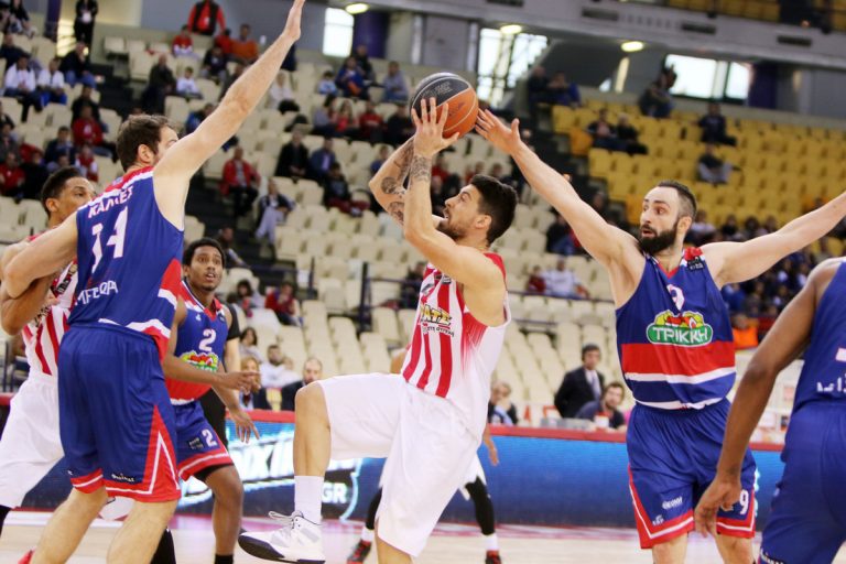 Χαλαρά με Τρίκαλα ο Ολυμπιακός! Κέρδος ο Αγραβάνης | Newsit.gr Χαλαρά με Τρίκαλα ο Ολυμπιακός! Κέρδος ο Αγραβάνης | Newsit.gr