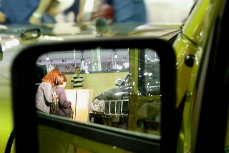 Μένει απούλητο ένα στα τρία αυτοκίνητα | Newsit.gr Μένει απούλητο ένα στα τρία αυτοκίνητα | Newsit.gr