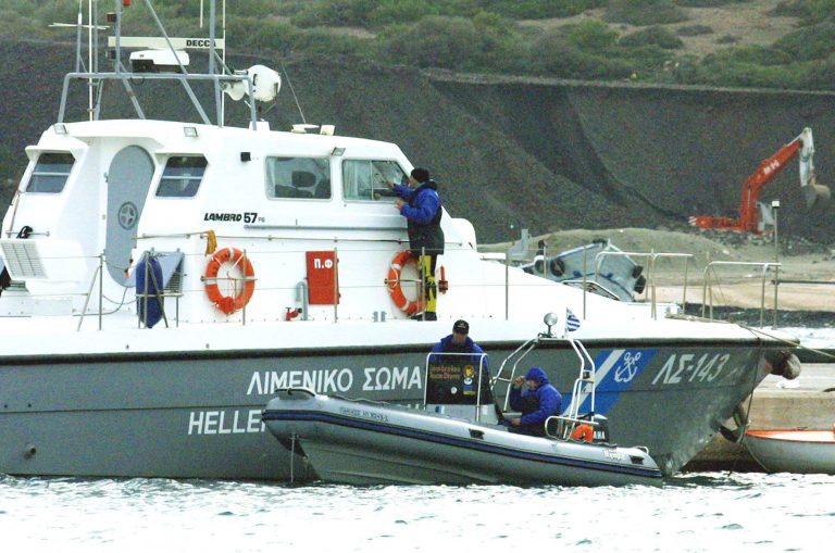 Κεφαλλονιά: Χτύπησαν με σιδηρολοστό τον αντιδήμαρχο για μια πλωτή εξέδρα! | Newsit.gr Κεφαλλονιά: Χτύπησαν με σιδηρολοστό τον αντιδήμαρχο για μια πλωτή εξέδρα! | Newsit.gr