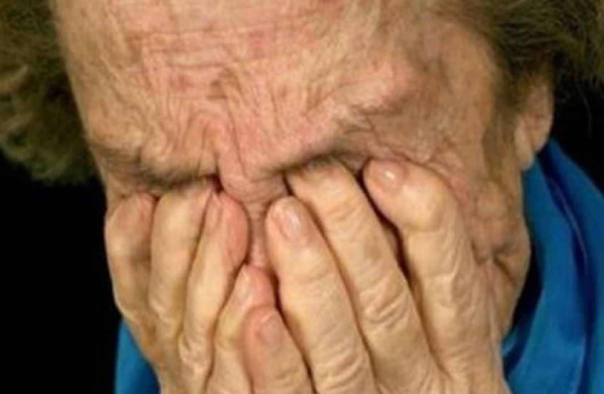 Αχαϊα: »Λογιστές» έκλεψαν ηλικιωμένη – Κατάλαβε την απάτη όταν ήταν αργά! | Newsit.gr Αχαϊα: »Λογιστές» έκλεψαν ηλικιωμένη – Κατάλαβε την απάτη όταν ήταν αργά! | Newsit.gr