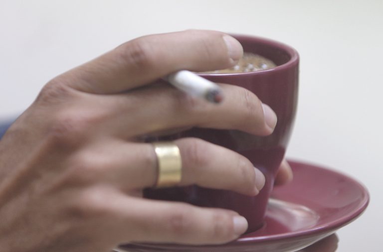 Ηλεία: Η συσκευασία δεν έκρυβε μόνο ρόφημα σοκολάτας που έγραφε… | Newsit.gr Ηλεία: Η συσκευασία δεν έκρυβε μόνο ρόφημα σοκολάτας που έγραφε… | Newsit.gr