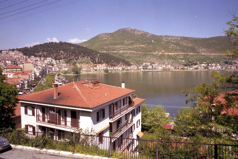 Καστοριά: Αντιδράσεις για τις μεταθέσεις 200 αστυνομικών στον Έβρο! | Newsit.gr Καστοριά: Αντιδράσεις για τις μεταθέσεις 200 αστυνομικών στον Έβρο! | Newsit.gr
