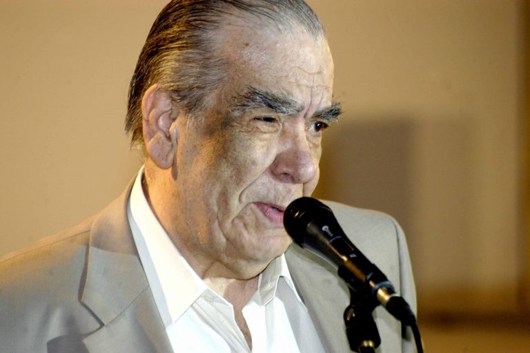 Πέθανε ο Γ.Λαζαρίδης – Ένας από τους μεγαλύτερους θεατρικούς συγγραφείς | Newsit.gr Πέθανε ο Γ.Λαζαρίδης – Ένας από τους μεγαλύτερους θεατρικούς συγγραφείς | Newsit.gr