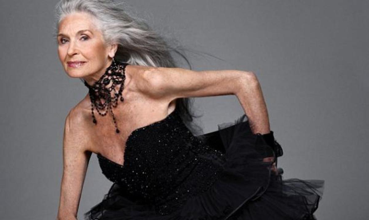 Super model ετών 83! Δες φωτογραφίες | Newsit.gr Super model ετών 83! Δες φωτογραφίες | Newsit.gr