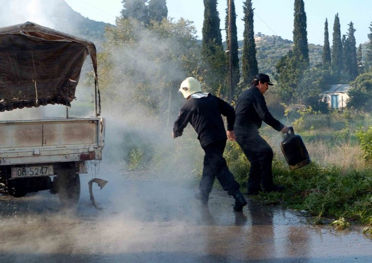 Μυτιλήνη: Τρόμος από έκρηξη φιάλης υγραερίου σε αποθήκη σπιτιού – Με εγκαύματα ο ιδιοκτήτης! | Newsit.gr Μυτιλήνη: Τρόμος από έκρηξη φιάλης υγραερίου σε αποθήκη σπιτιού – Με εγκαύματα ο ιδιοκτήτης! | Newsit.gr