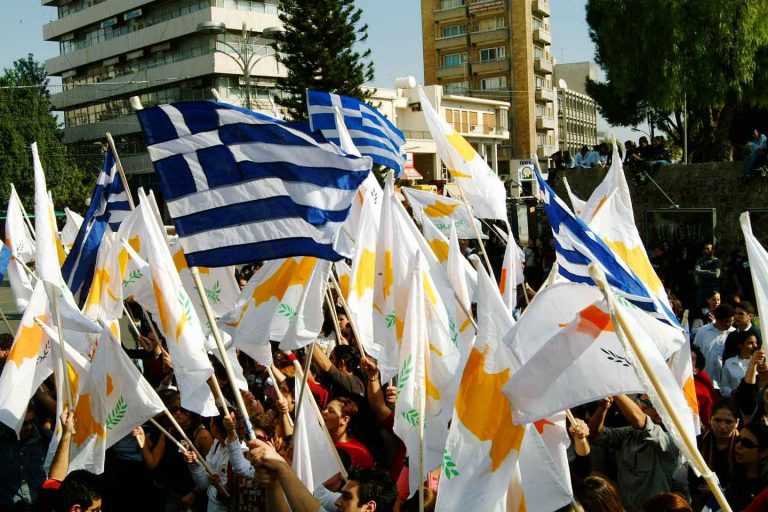 Θεσσαλονίκη: Πορεία διαμαρτυρίας για το Κυπριακό | Newsit.gr Θεσσαλονίκη: Πορεία διαμαρτυρίας για το Κυπριακό | Newsit.gr