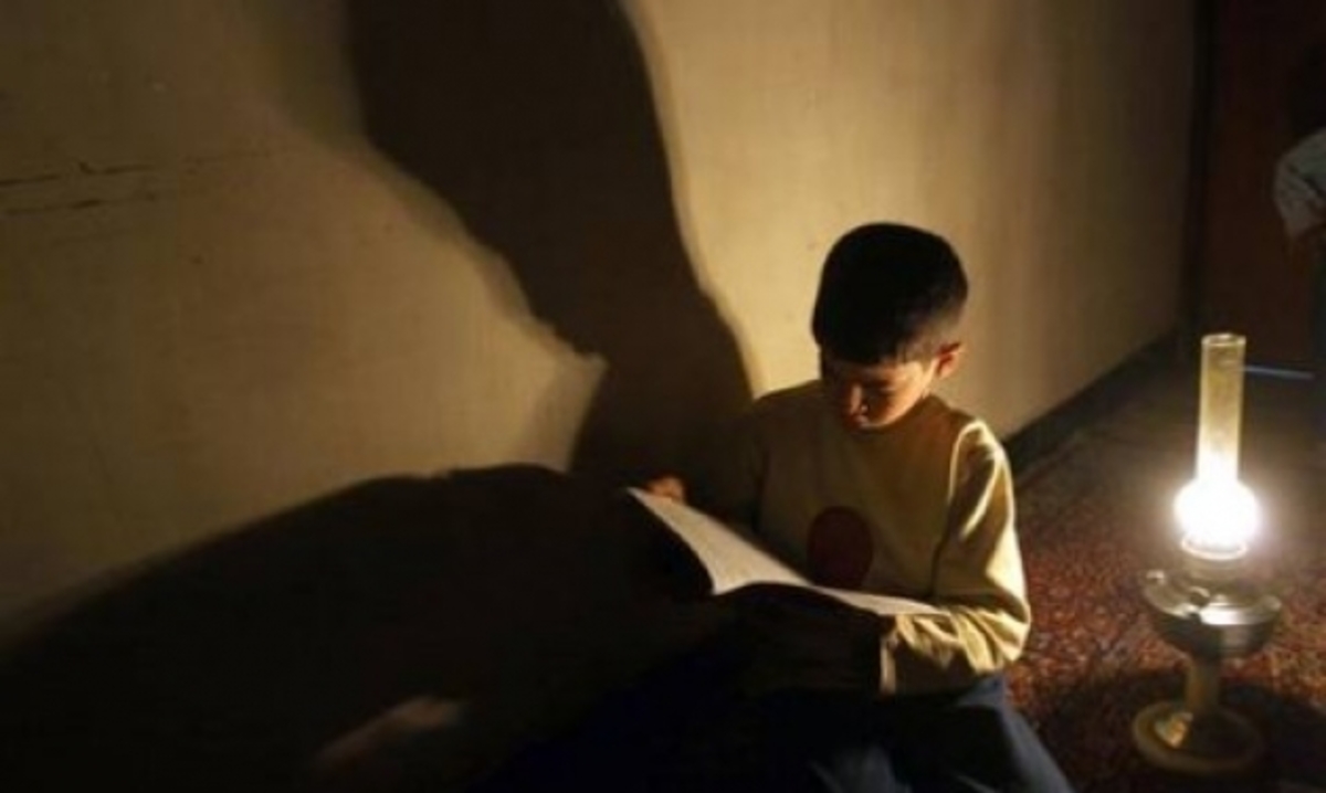 Αχαϊα: Τραγελαφικές καταστάσεις στη ΔΕΗ – Έκοψαν το ρεύμα σε 7μελή οικογένεια! | Newsit.gr Αχαϊα: Τραγελαφικές καταστάσεις στη ΔΕΗ – Έκοψαν το ρεύμα σε 7μελή οικογένεια! | Newsit.gr