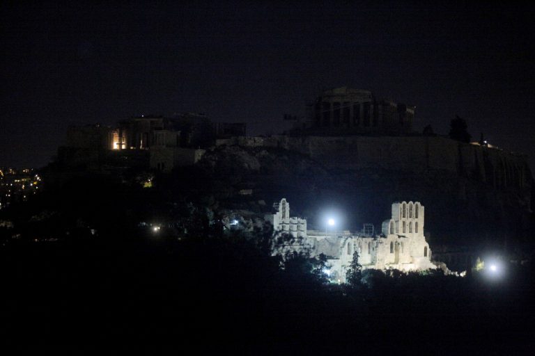 Η Ώρα της Γης σε όλο τον κόσμο – Συγκλονιστικές φωτογραφίες | Newsit.gr Η Ώρα της Γης σε όλο τον κόσμο – Συγκλονιστικές φωτογραφίες | Newsit.gr