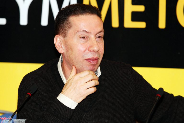 «Η ΑΕΚ πεθαίνει και ο Βιντιάδης μας έχει στο…περίμενε» | Newsit.gr «Η ΑΕΚ πεθαίνει και ο Βιντιάδης μας έχει στο…περίμενε» | Newsit.gr