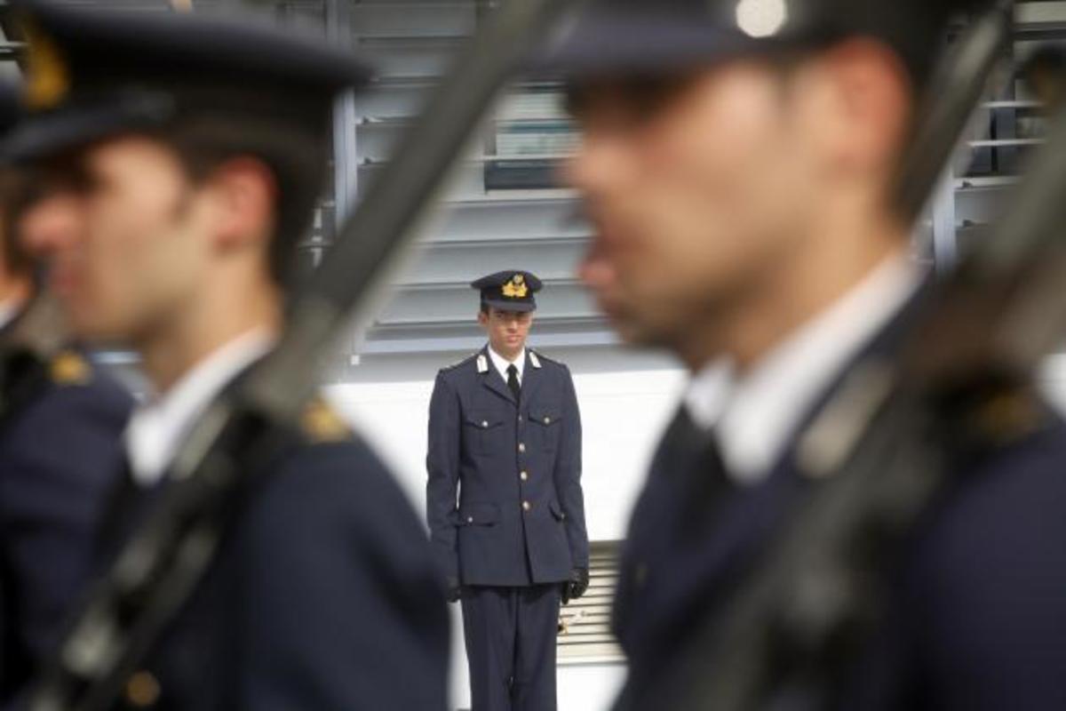 «Ξεπάγωσαν» οι μισθολογικές προαγωγές | Newsit.gr «Ξεπάγωσαν» οι μισθολογικές προαγωγές | Newsit.gr