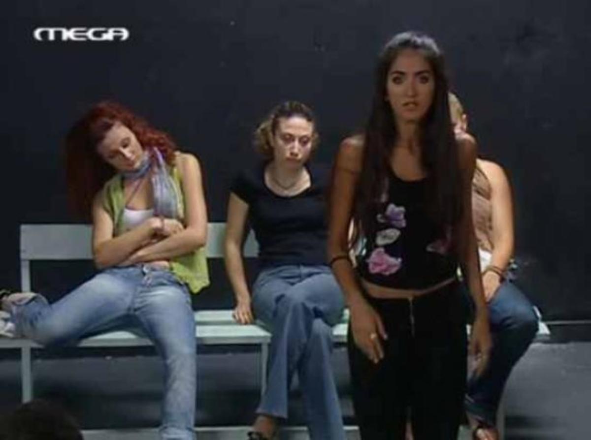 Όταν η Τασούλα του Κίτσου έπαιζε στο «Παρά Πέντε»! | Newsit.gr Όταν η Τασούλα του Κίτσου έπαιζε στο «Παρά Πέντε»! | Newsit.gr