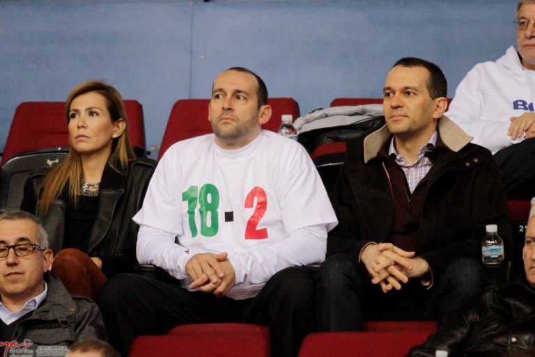 Απλή έκφραση κριτικής στη διαιτησία το «18-2» του Αγγελόπουλου | Newsit.gr Απλή έκφραση κριτικής στη διαιτησία το «18-2» του Αγγελόπουλου | Newsit.gr