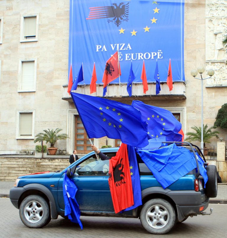 “Δεν θέλουμε Μεγάλη Αλβανία” | Newsit.gr “Δεν θέλουμε Μεγάλη Αλβανία” | Newsit.gr