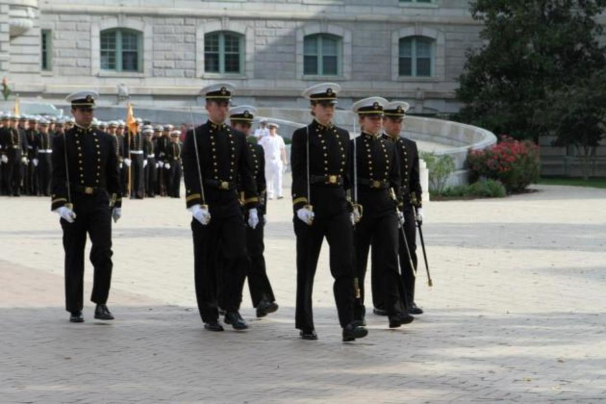 Γυναίκα αρχηγός στη Ναυτική Ακαδημία Annapolis των ΗΠΑ – ΦΩΤΟ | Newsit.gr Γυναίκα αρχηγός στη Ναυτική Ακαδημία Annapolis των ΗΠΑ – ΦΩΤΟ | Newsit.gr