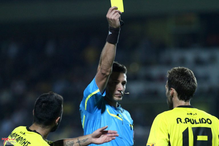 «Μόνο ο Αρετόπουλος είδε το ανύπαρκτο πέναλτι-οφθαλμαπάτη» | Newsit.gr «Μόνο ο Αρετόπουλος είδε το ανύπαρκτο πέναλτι-οφθαλμαπάτη» | Newsit.gr