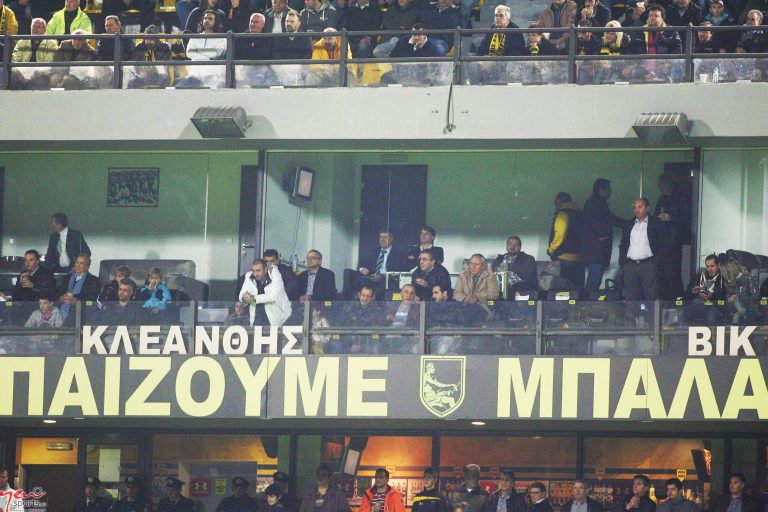5 συλλήψεις για τα επεισόδια στο Κλεάνθης Βικελίδης | Newsit.gr 5 συλλήψεις για τα επεισόδια στο Κλεάνθης Βικελίδης | Newsit.gr