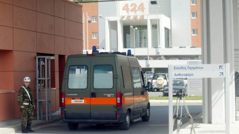 Αξιωματικός έκοψε τις φλέβες του μετά από Οικονομικό έλεγχο στο ΓΕΑ | Newsit.gr Αξιωματικός έκοψε τις φλέβες του μετά από Οικονομικό έλεγχο στο ΓΕΑ | Newsit.gr