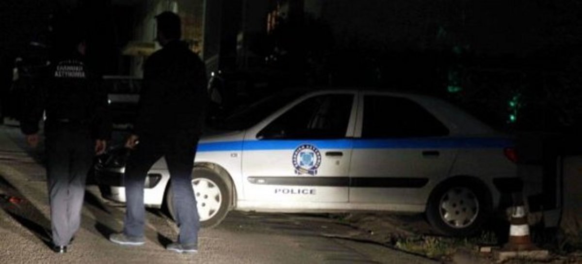 Συμπλοκή φιλάθλων στο Νέο Κόσμο | Newsit.gr Συμπλοκή φιλάθλων στο Νέο Κόσμο | Newsit.gr