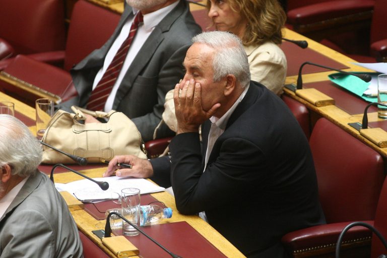 Αθανασιάδης: με απείλησαν για να ψηφίσω “ναι” | Newsit.gr Αθανασιάδης: με απείλησαν για να ψηφίσω “ναι” | Newsit.gr