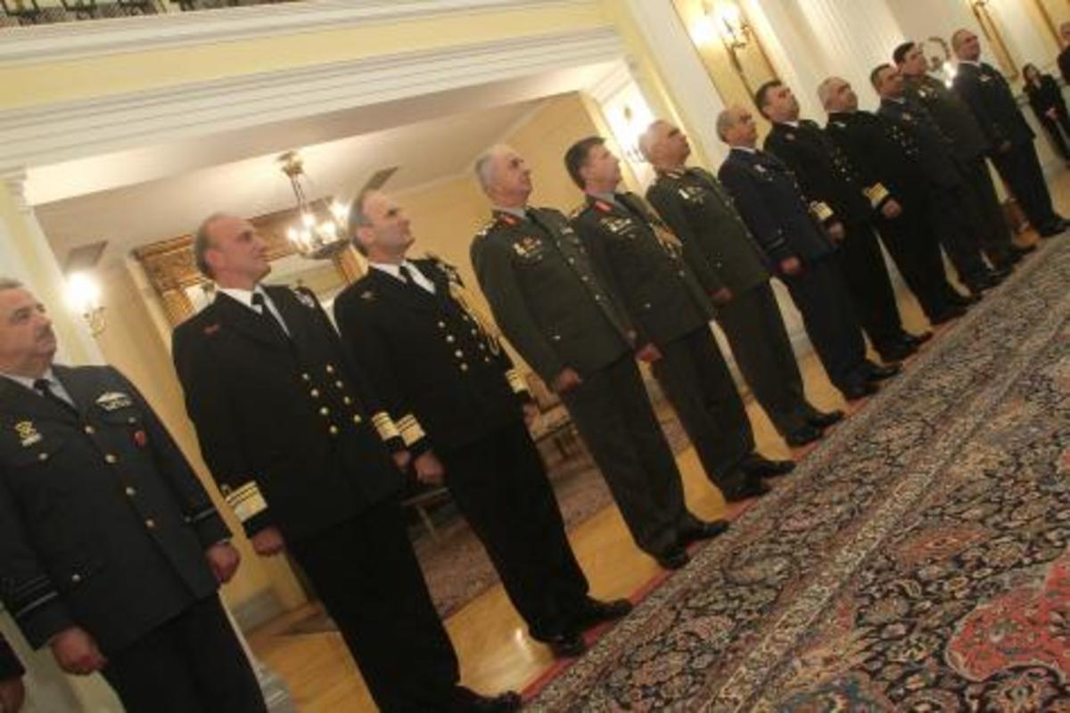 ΚΥΣΕΑ σήμερα μόνο για Λιμενικό και «τρελά» σενάρια για μετάθεση των κρίσεων στις ΕΔ, τον Αύγουστο! | Newsit.gr ΚΥΣΕΑ σήμερα μόνο για Λιμενικό και «τρελά» σενάρια για μετάθεση των κρίσεων στις ΕΔ, τον Αύγουστο! | Newsit.gr