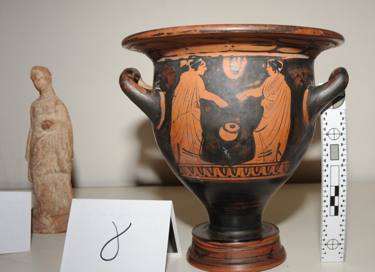 Ετοιμάζονταν να πουλήσουν όλη την ελληνική ιστορία! | Newsit.gr Ετοιμάζονταν να πουλήσουν όλη την ελληνική ιστορία! | Newsit.gr