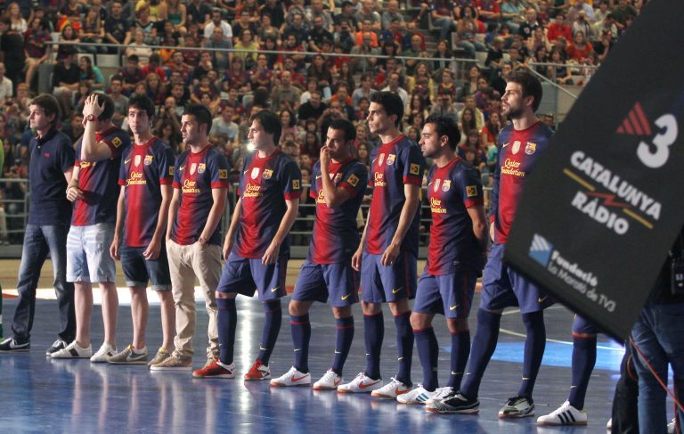 Μπάρτσα και στη… σάλα (VIDEO) | Newsit.gr Μπάρτσα και στη… σάλα (VIDEO) | Newsit.gr
