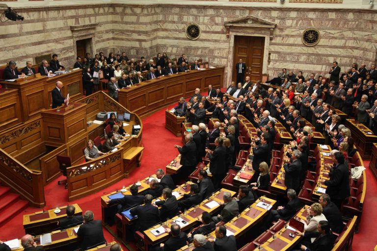 “Κομμένη” η αυτοτελής φορολόγηση των Βουλευτών | Newsit.gr “Κομμένη” η αυτοτελής φορολόγηση των Βουλευτών | Newsit.gr