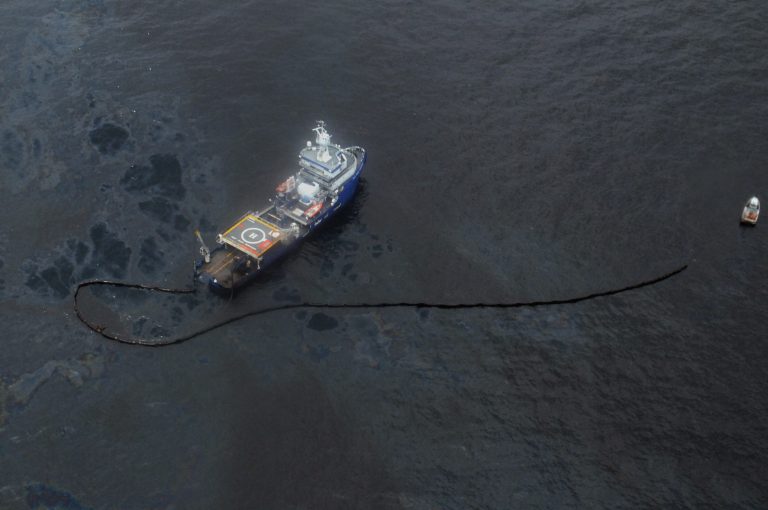 Αστοχία στο μπετόν η διαρροή πετρελαίου της BP | Newsit.gr Αστοχία στο μπετόν η διαρροή πετρελαίου της BP | Newsit.gr