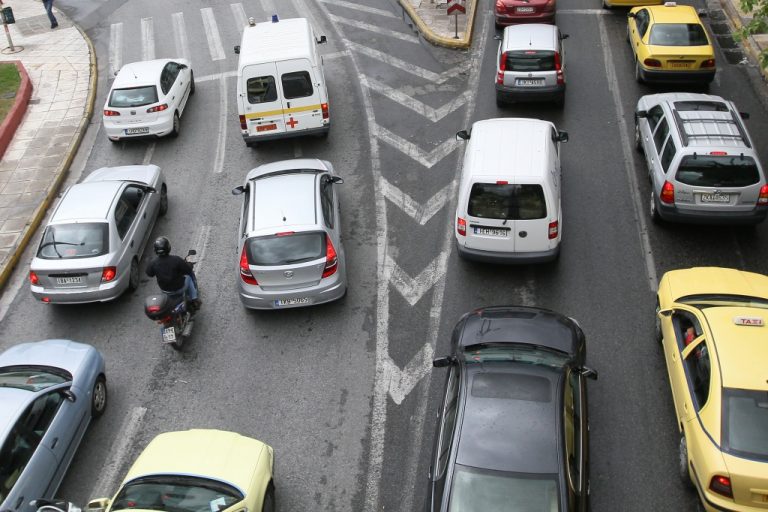 Πετρελαιοκίνηση στα ΙΧ σε Αθήνα και Θεσσαλονίκη | Newsit.gr Πετρελαιοκίνηση στα ΙΧ σε Αθήνα και Θεσσαλονίκη | Newsit.gr