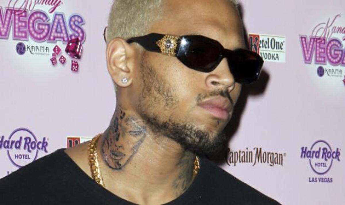 Chris Brown: Έκανε τατουάζ τη Rihanna; | Newsit.gr Chris Brown: Έκανε τατουάζ τη Rihanna; | Newsit.gr