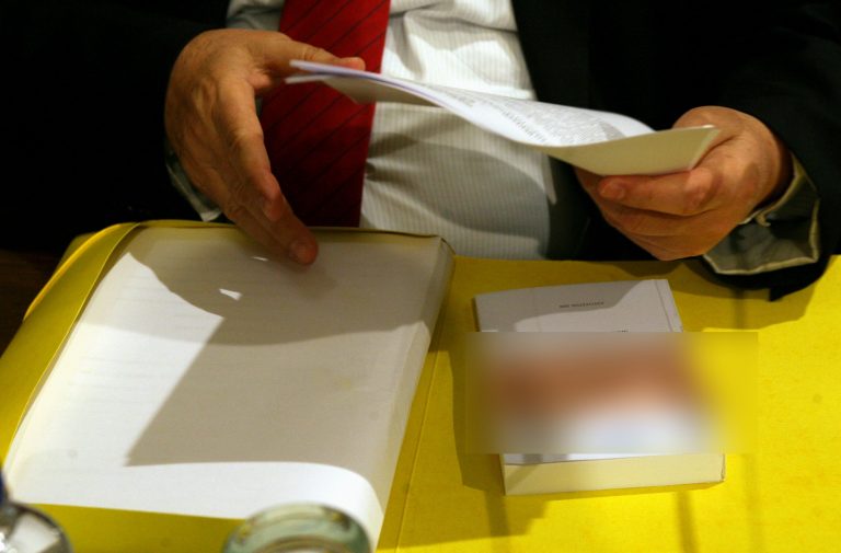 Χανιά:Ο φάκελος που έφτασε στην εφορία έκρυβε σφαίρα και προειδοποιητικό σημείωμα! | Newsit.gr Χανιά:Ο φάκελος που έφτασε στην εφορία έκρυβε σφαίρα και προειδοποιητικό σημείωμα! | Newsit.gr