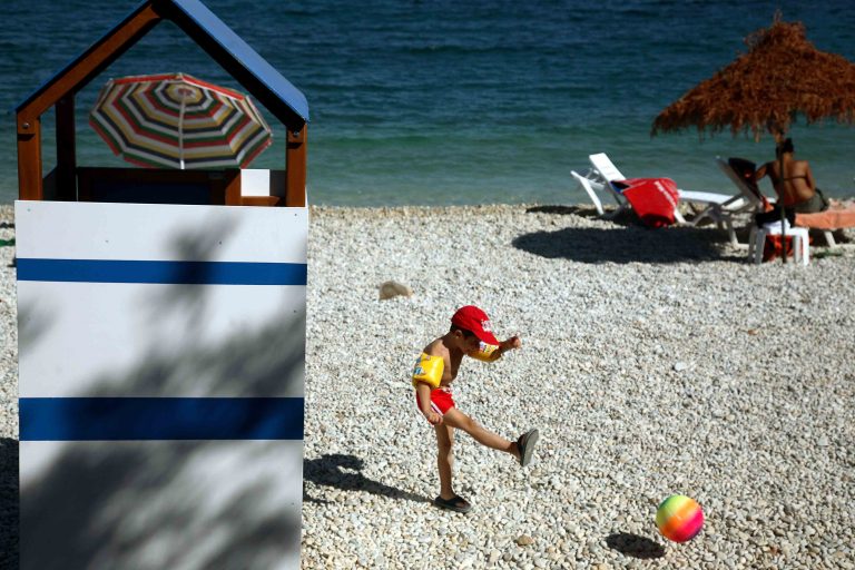 Μόνο στη σκέψη των διακοπών…χαιρόμαστε! | Newsit.gr Μόνο στη σκέψη των διακοπών…χαιρόμαστε! | Newsit.gr