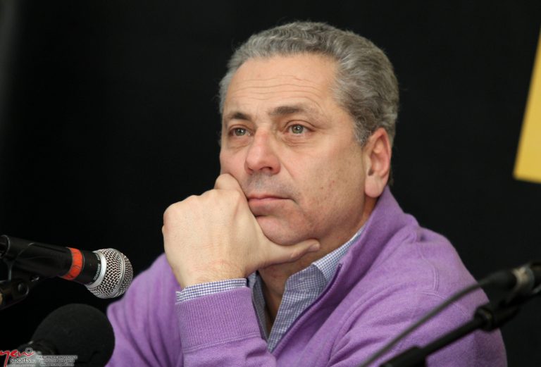 Δεν σήκωσε το… γάντι ο Δημητρέλος | Newsit.gr Δεν σήκωσε το… γάντι ο Δημητρέλος | Newsit.gr