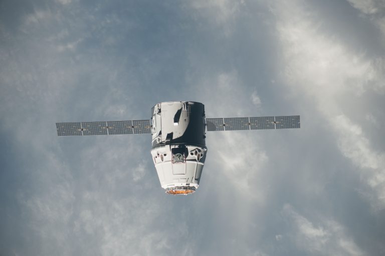 Προσθαλασσώθηκε το… DRAGON! | Newsit.gr Προσθαλασσώθηκε το… DRAGON! | Newsit.gr