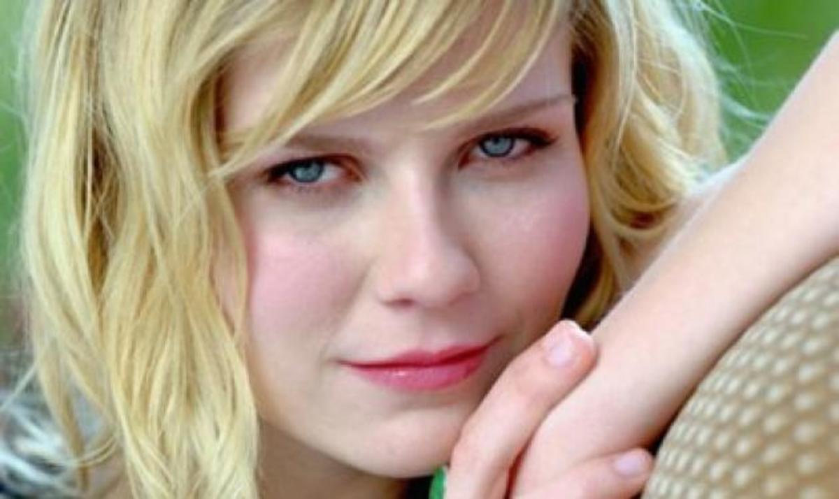 Kirsten Dunst: Στην Κρήτη για τα γυρίσματα της νέας της ταινίας! | Newsit.gr Kirsten Dunst: Στην Κρήτη για τα γυρίσματα της νέας της ταινίας! | Newsit.gr